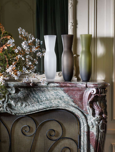 DECORATIVE ACCESSORIES