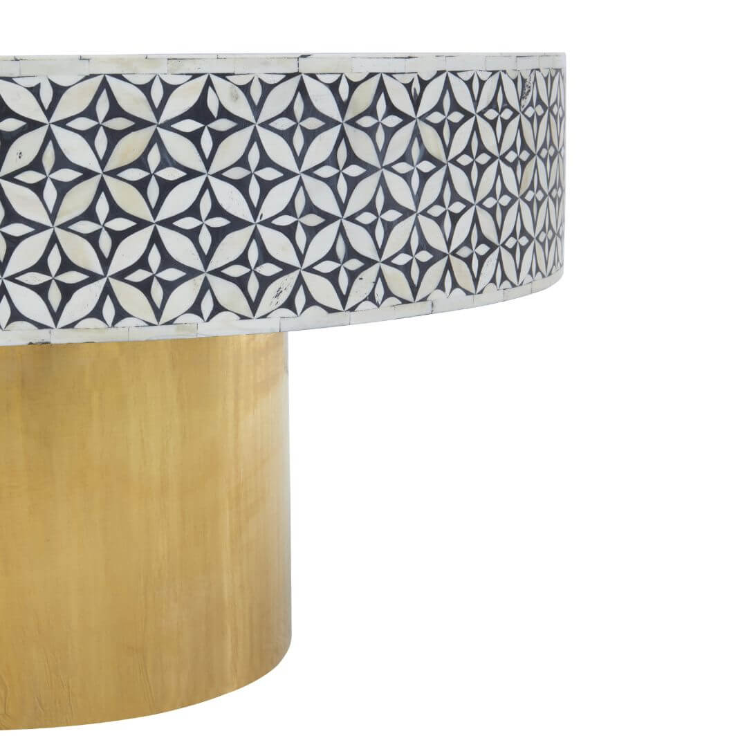 Elegant Round Coffee Table: Beautiful Bone Inlay & Glamorous Gold Finish