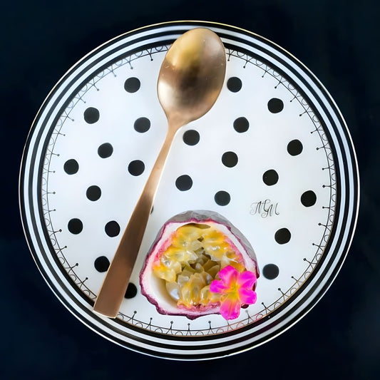 Melli Mello Black and White Cake Plates - Set of 4 with Exquisite Gold Rim