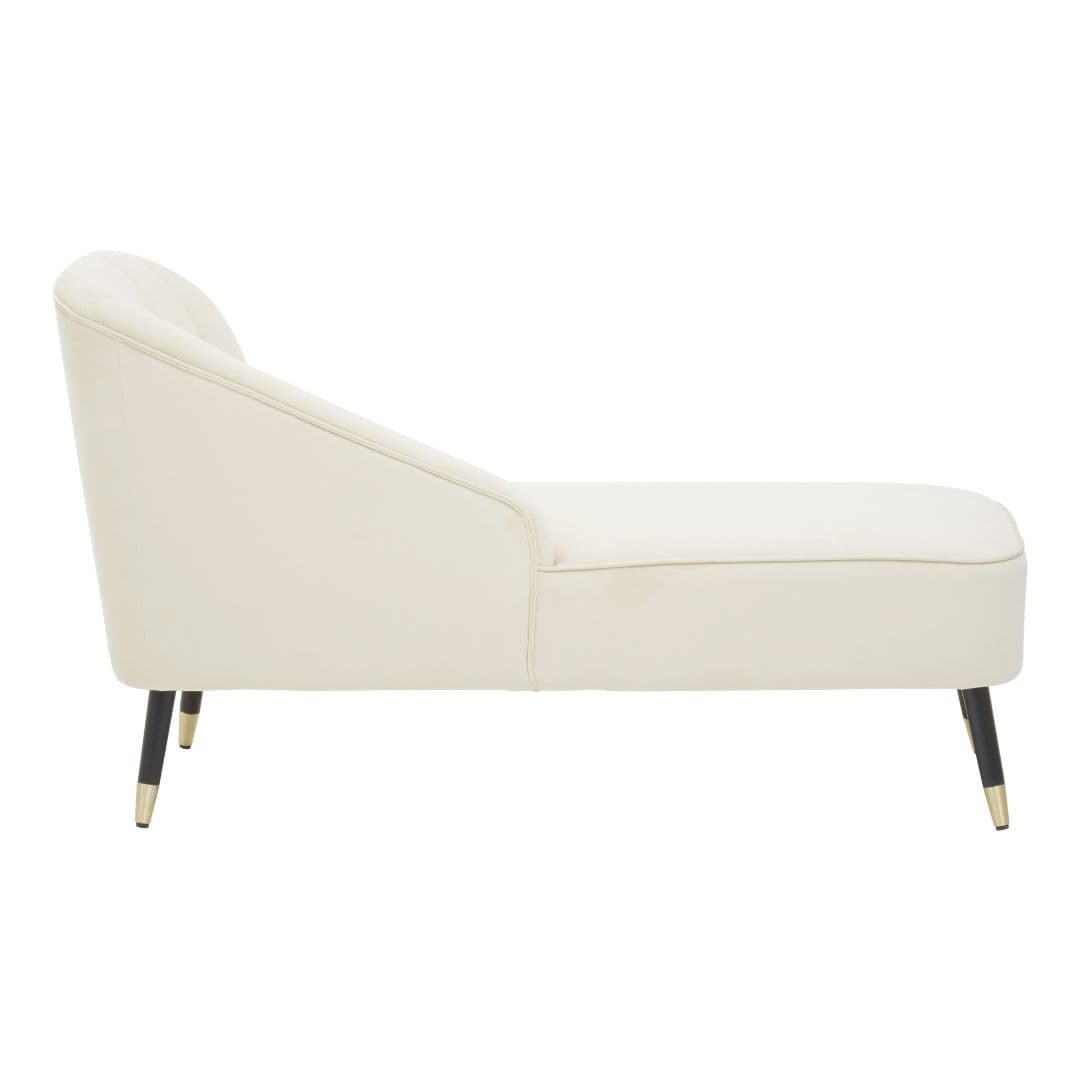 Classic Cream Velvet Chaise Lounge - Stylish Seating for Home Decor